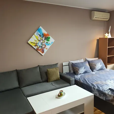 Apartment Seaside Primorski - Downтown - Free Parking Varna
