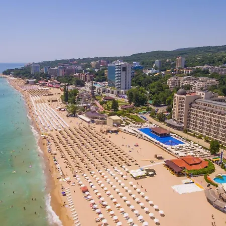 Apartment Seaside Primorski - Downтown - Free Parking Varna