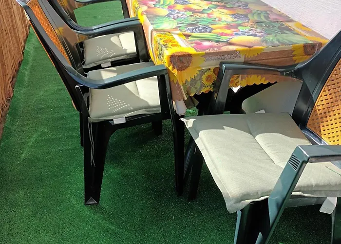 Seaside Primorski - Downтown - Free Parking Apartment Varna